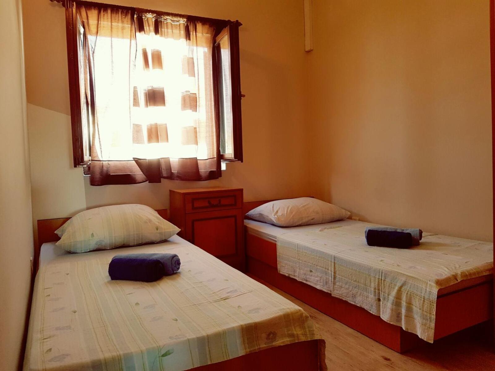 Apartments Marta Trogir Quarto foto