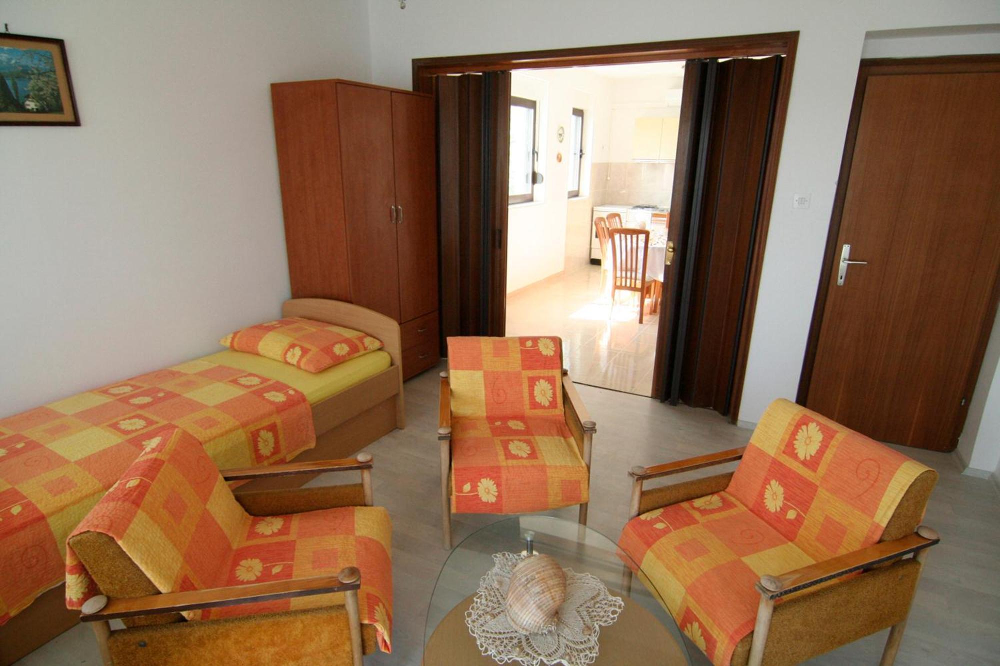 Apartments Marta Trogir Quarto foto